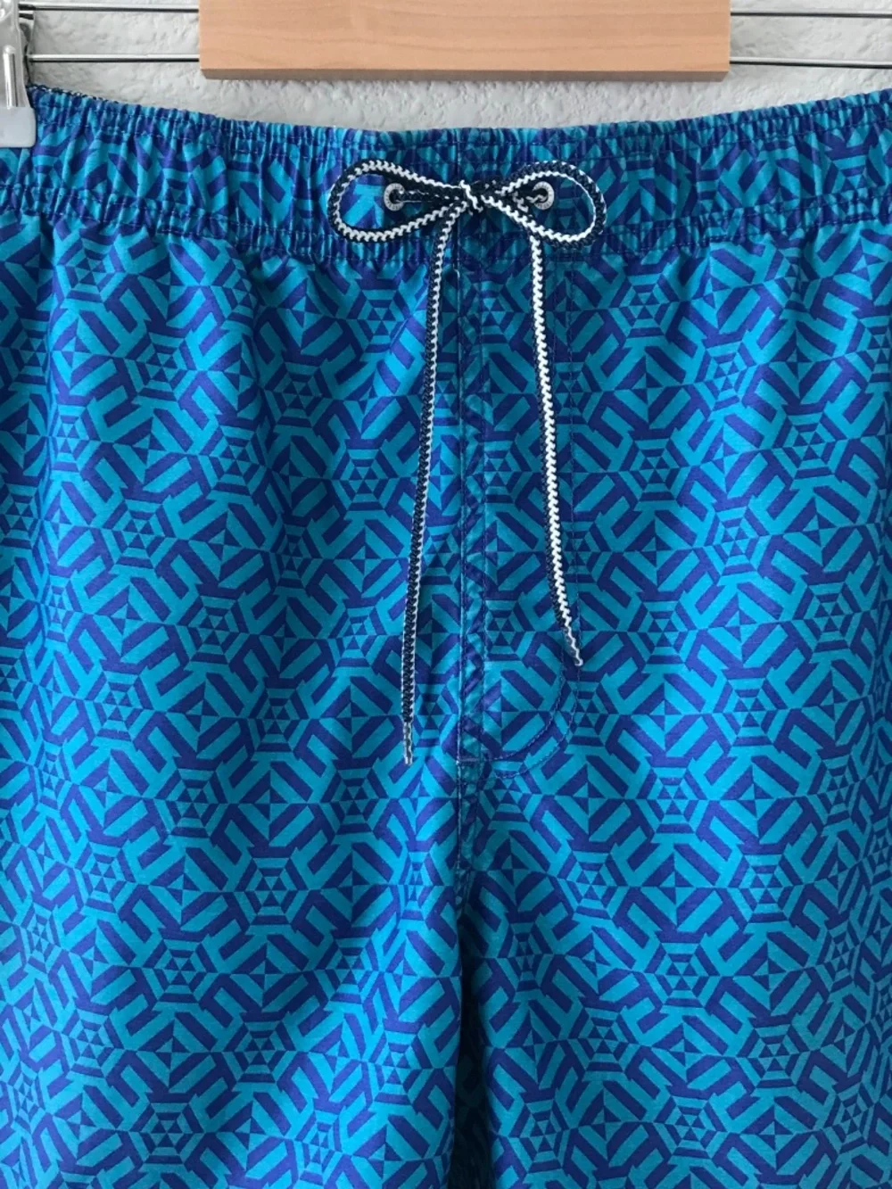 Ted Baker Mens Blue Geometric Print Swim Trunks 2XL/6 The Worlds Your Oyster